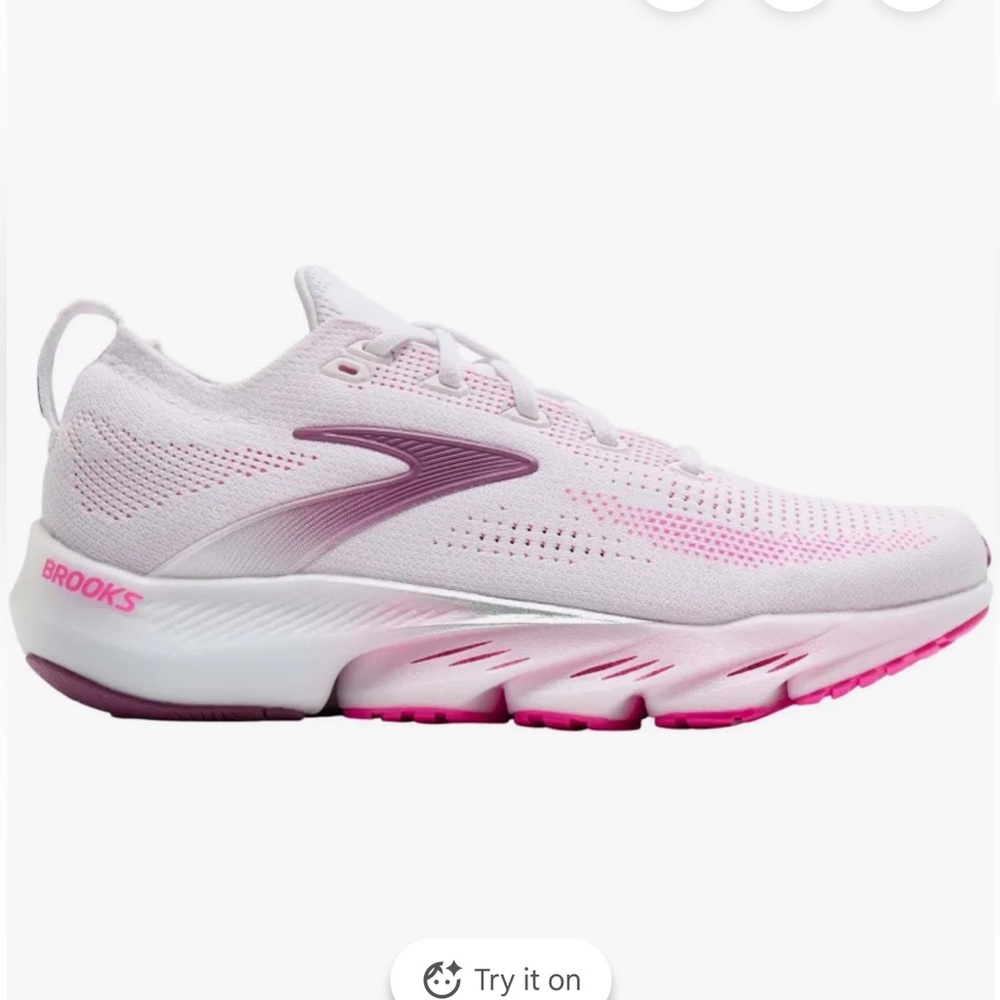 New in Box Brooks Women's Glycerin Flex
Running Shoes